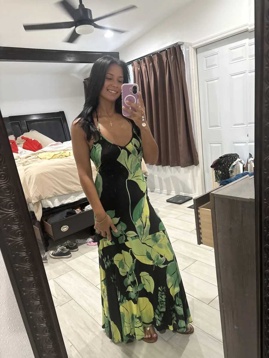Elizabeth Reyes